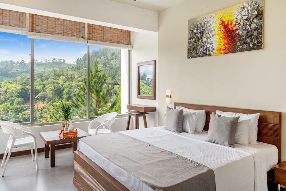 Superior Double Room, Balcony, Mountain View | Free WiFi, bed sheets