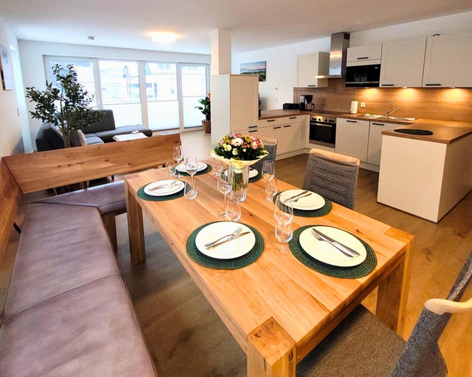 Apartment | Private kitchen | Cookware/dishes/utensils