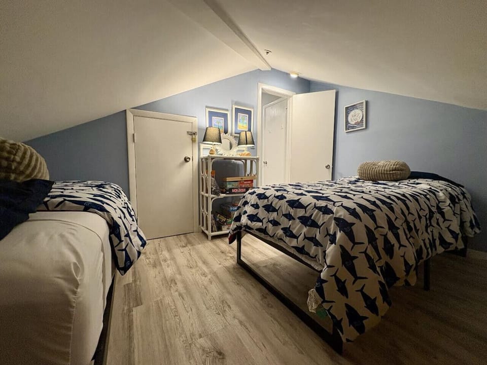 Double Twin Bedroom