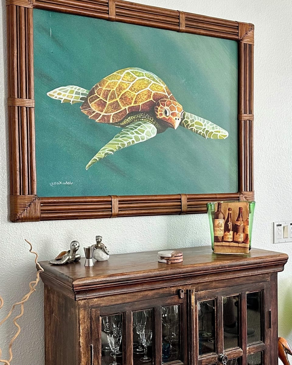 Beautiful artwork throughout unit