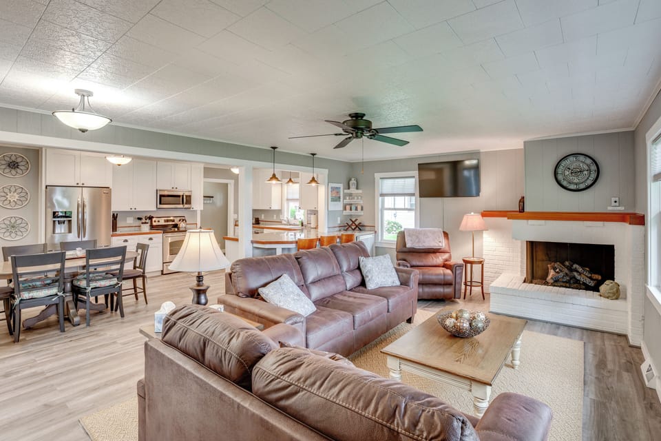 House (3 Bedrooms) | Interior