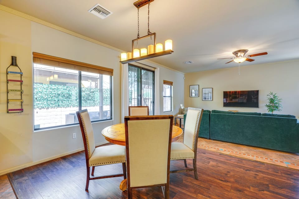 House (3 Bedrooms) | Interior