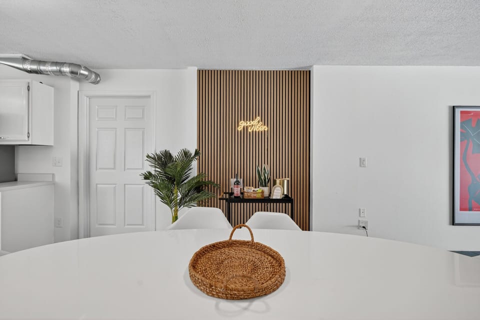 Indoors, Home Decor, Furniture, Table, Dining Room