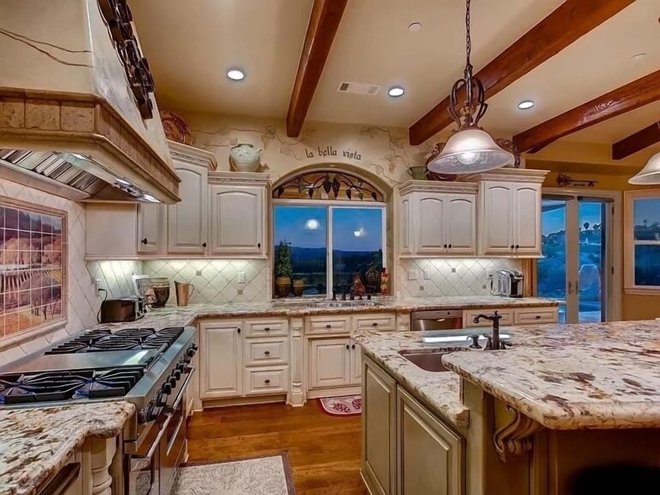 High End Chef’s Kitchen (note “La Bella Vista” above window)