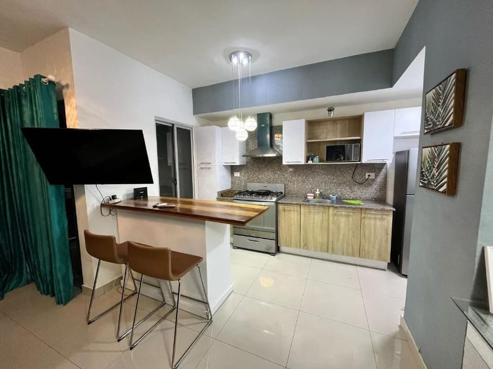 Apartment, 2 Bedrooms, Accessible, Smoking | Interior