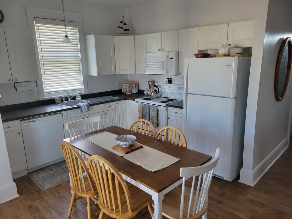 Fully equipped kitchen and dining area for easy family meals