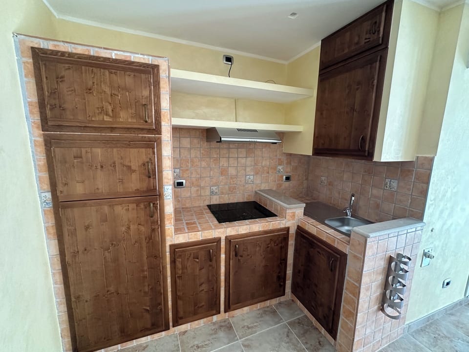 Shared fridge, microwave, highchair