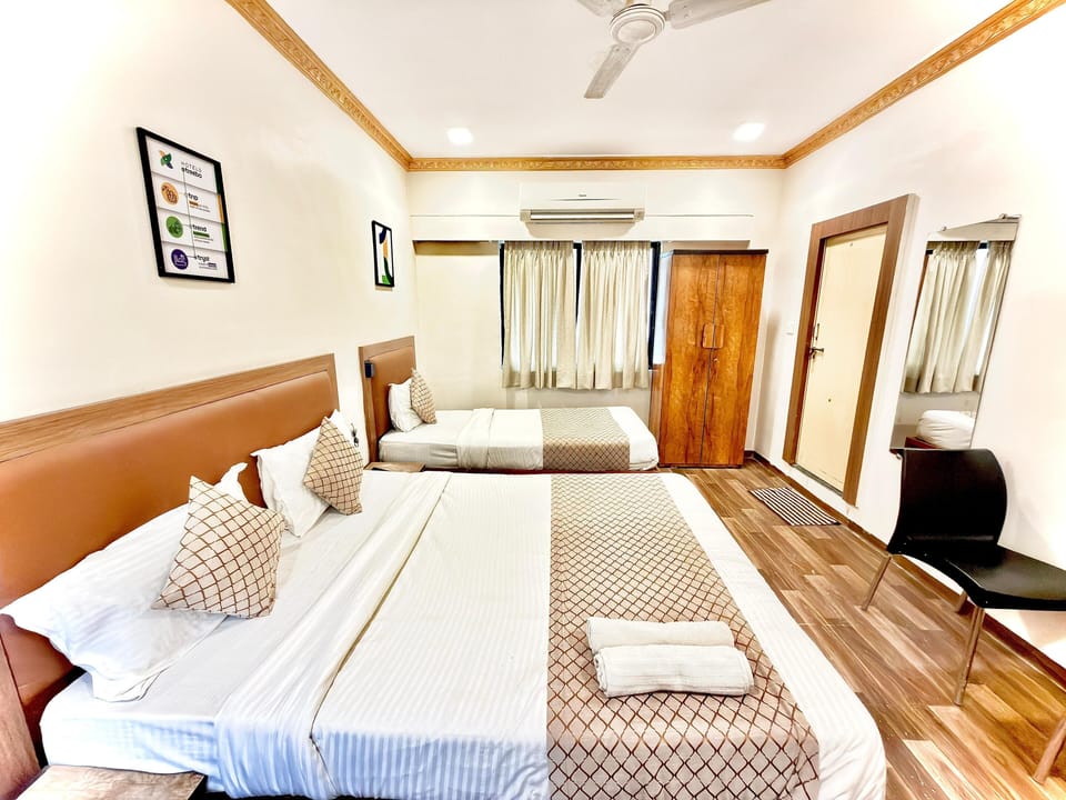 Family Double or Twin Room | Free WiFi