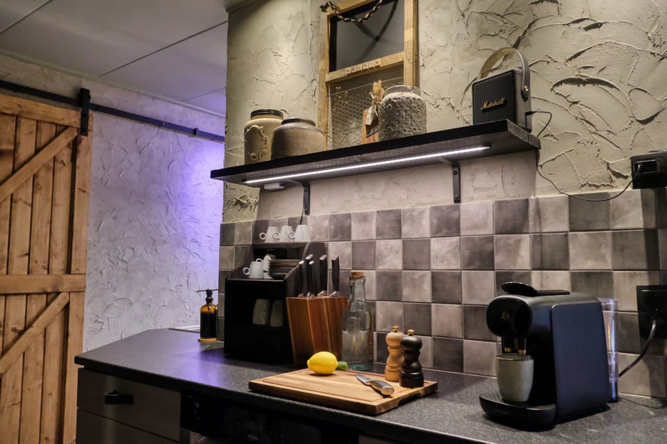 Kitchen (2)