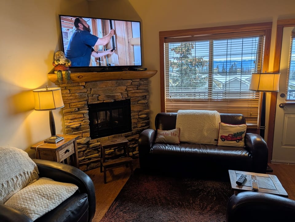 Cozy living room to chill in the evening