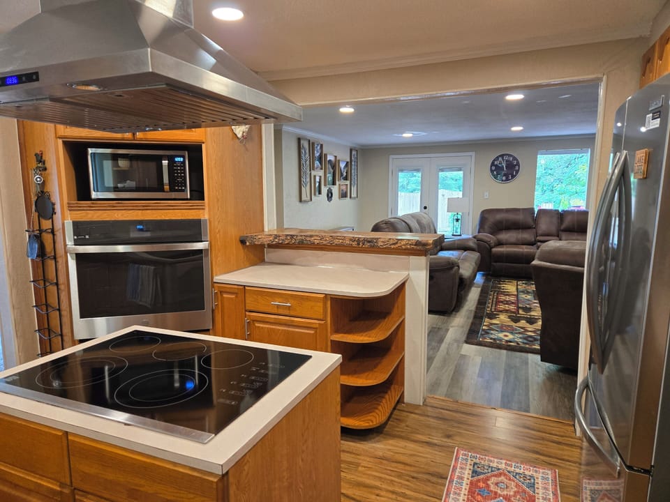 Kitchen looking to living room