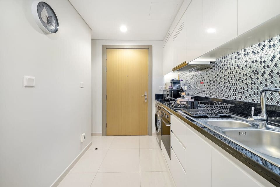 Stylish Kitchenette: Modern appliances and sleek design for culinary adventures await!