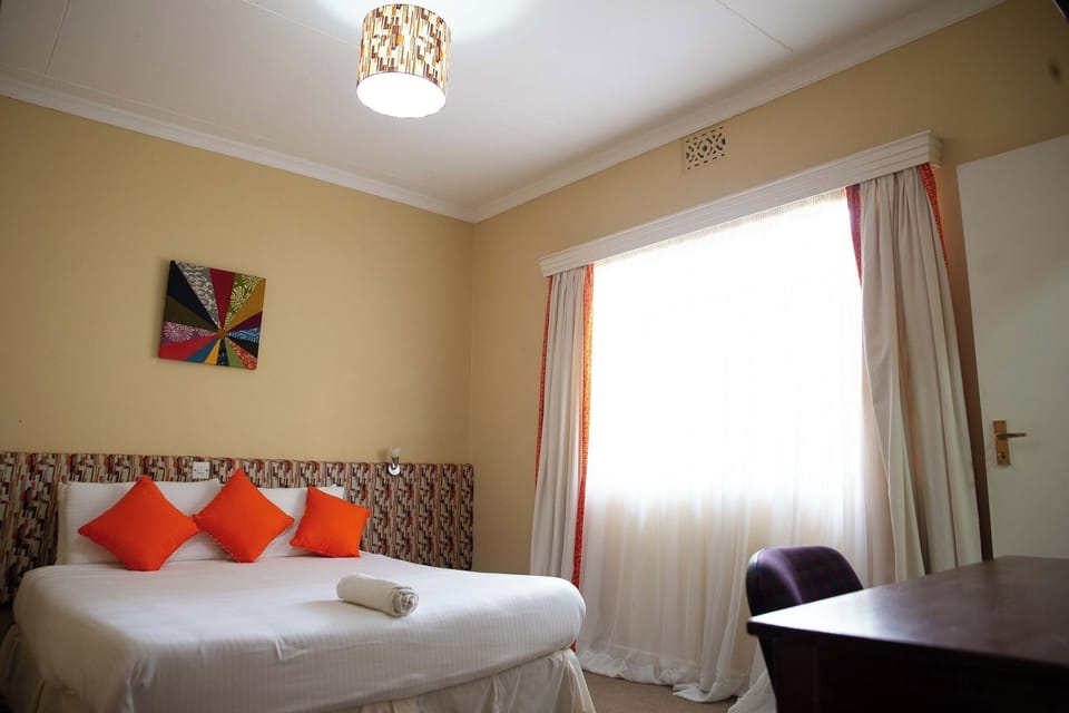 Family Chalet | Laptop workspace, free WiFi, bed sheets