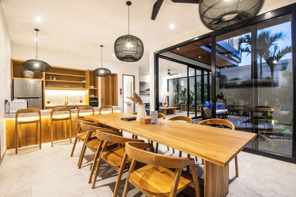 Villa (5 Bedrooms) | Exterior