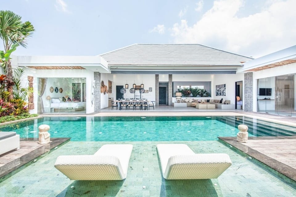 Villa (4 Bedrooms) | Exterior