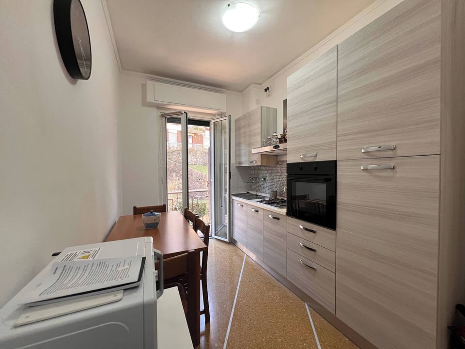 Apartment, 1 Bedroom, Balcony, Hill View | Private kitchen | Fridge, microwave, oven, stovetop