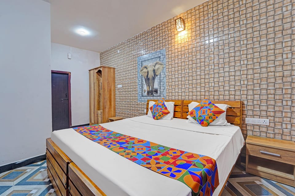Premium Room | Egyptian cotton sheets, premium bedding, in-room safe, free WiFi