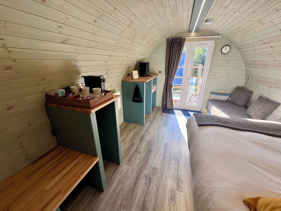 Egyptian cotton sheets, premium bedding, memory foam beds