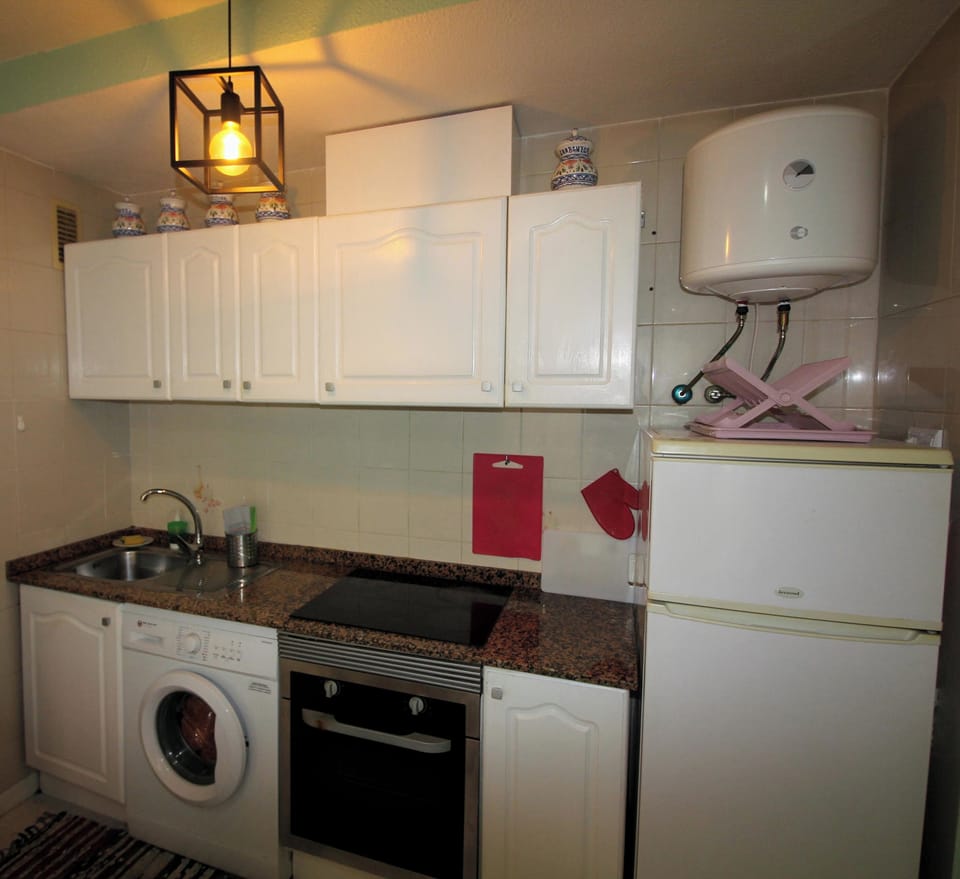 washing machine . oven . stove