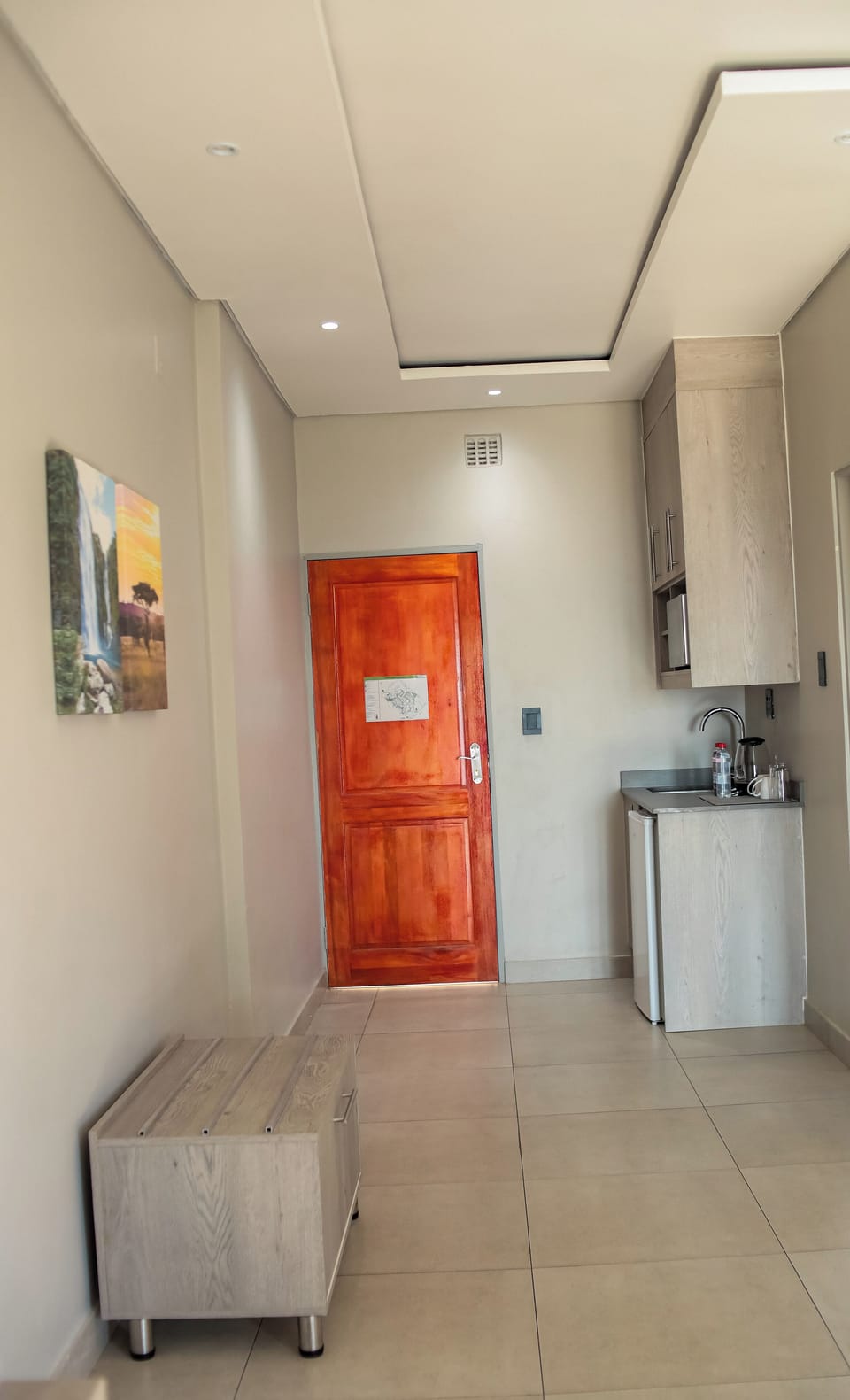 Deluxe Double or Twin Room, Non Smoking, Air conditioning | Private kitchen | Mini-fridge, microwave