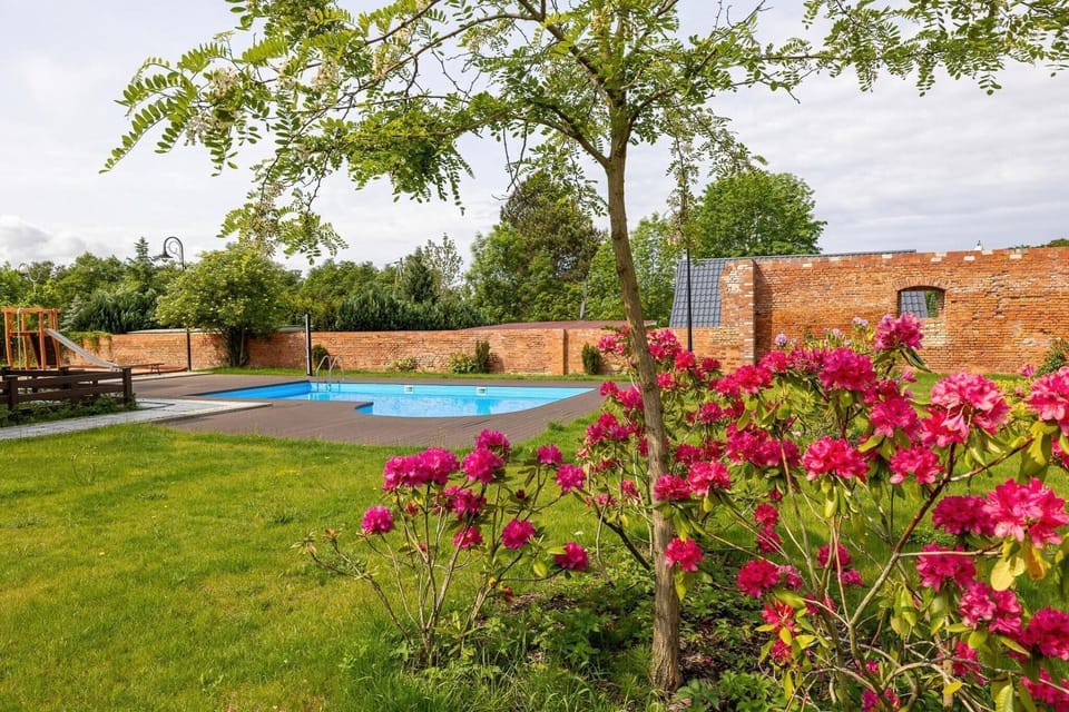 Holiday Home Swimming Pool