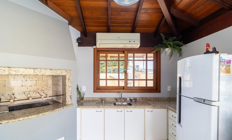 Villa | Private kitchen | Cookware/dishes/utensils