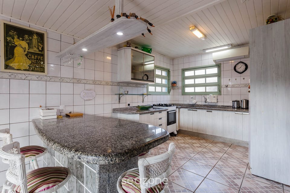 Villa | Private kitchen | Cookware/dishes/utensils