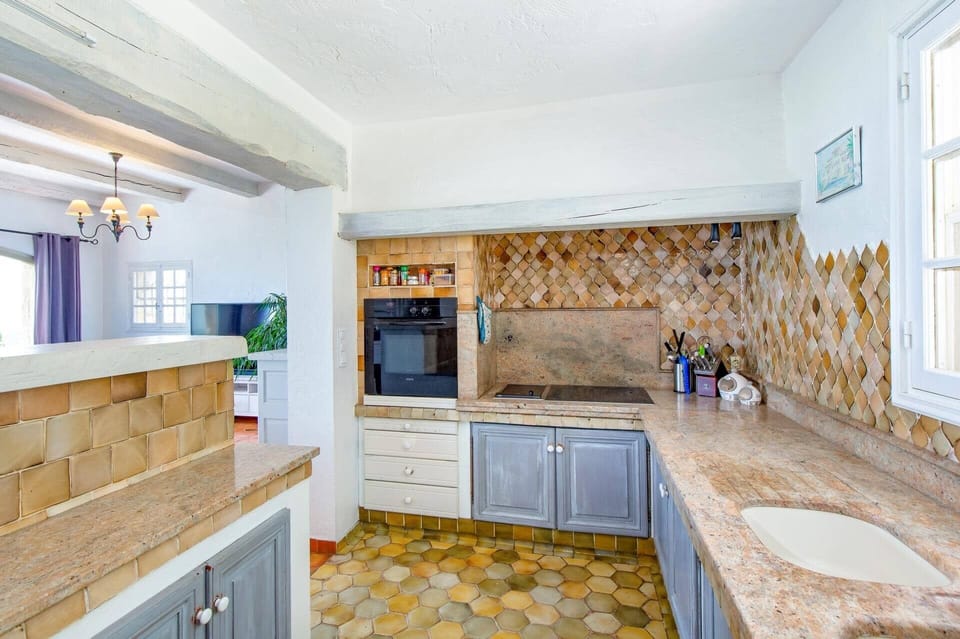 Villa Alto image