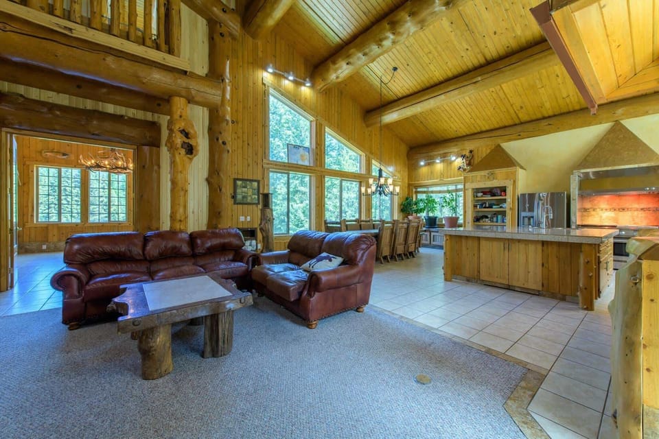 House, Multiple Beds, Patio, Mountain View (Therriault Pass Sanctuary) | Living area | 42-inch flat-screen TV with digital channels, fireplace