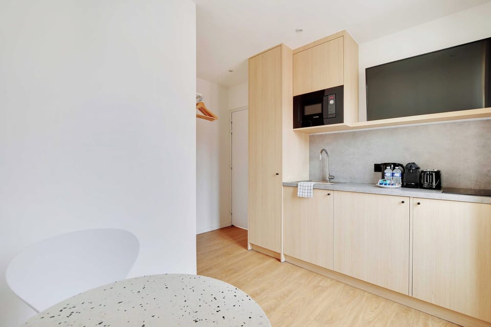 Apartment | Private kitchen | Fridge, microwave, stovetop, electric kettle