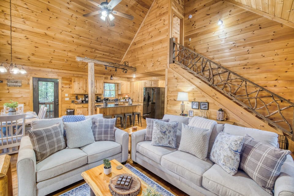 Very open - vaulted ceiling