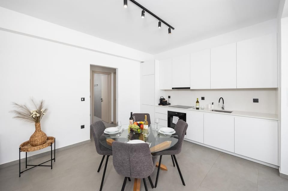 Equipped kitchen