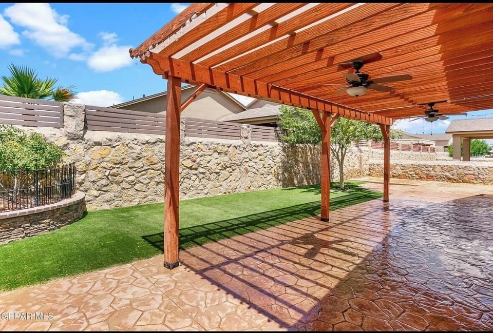 Terrace/patio