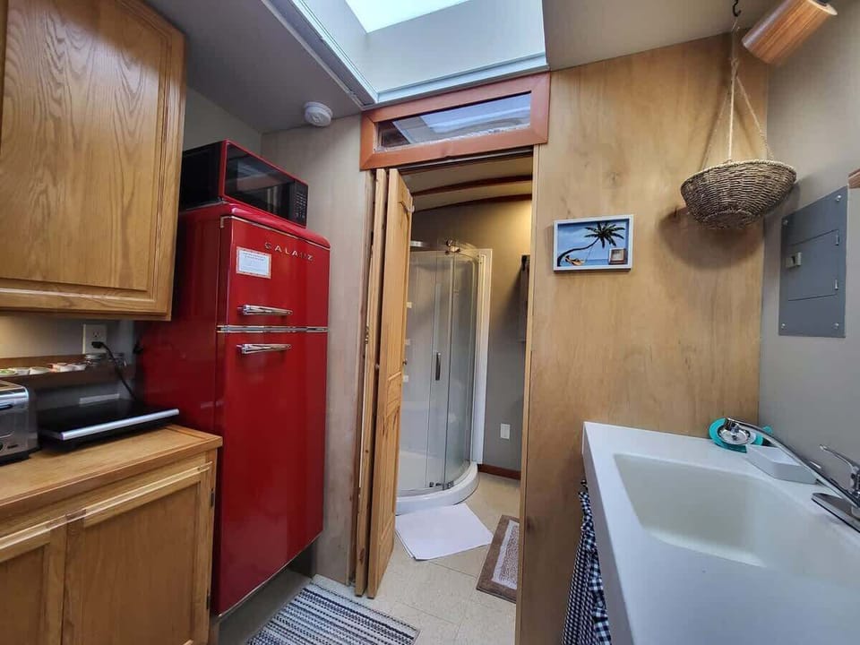 Expanded view of kitchen with wide-lens mode.