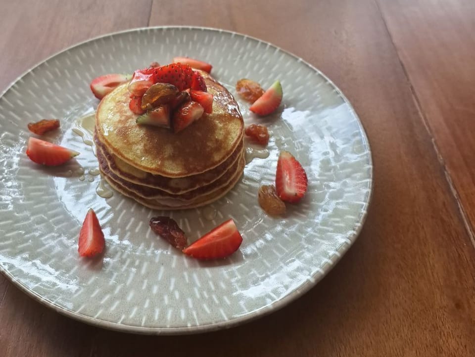 Daily cooked-to-order breakfast for a fee