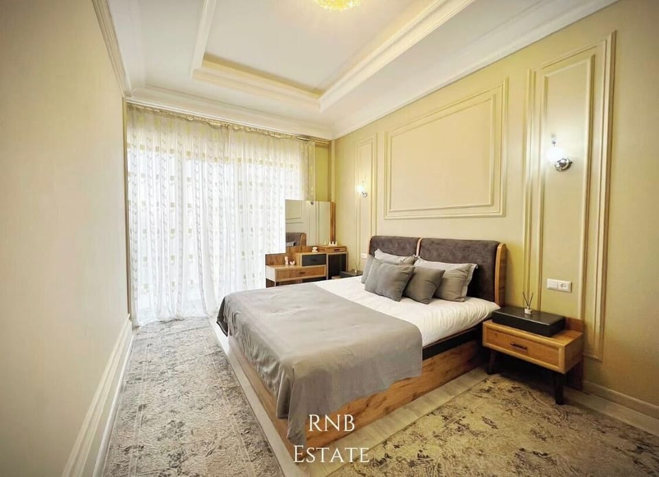 Comfort Apartment | Blackout drapes, iron/ironing board, WiFi (free)