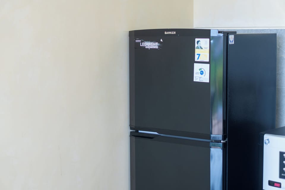 Deluxe Villa | Mini-refrigerator