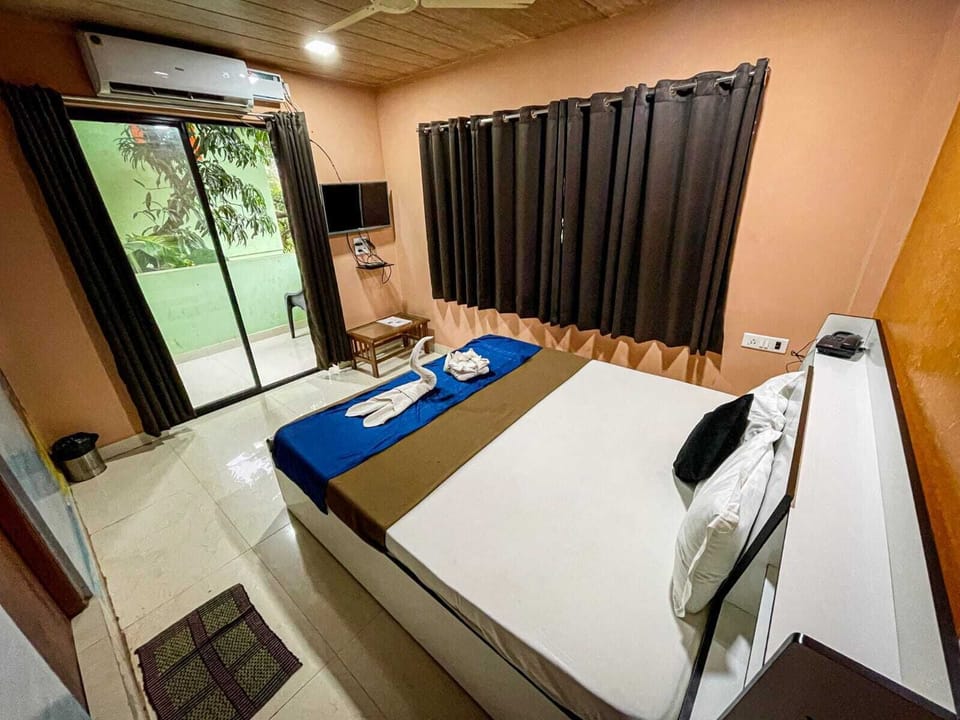 Deluxe Room | Free WiFi