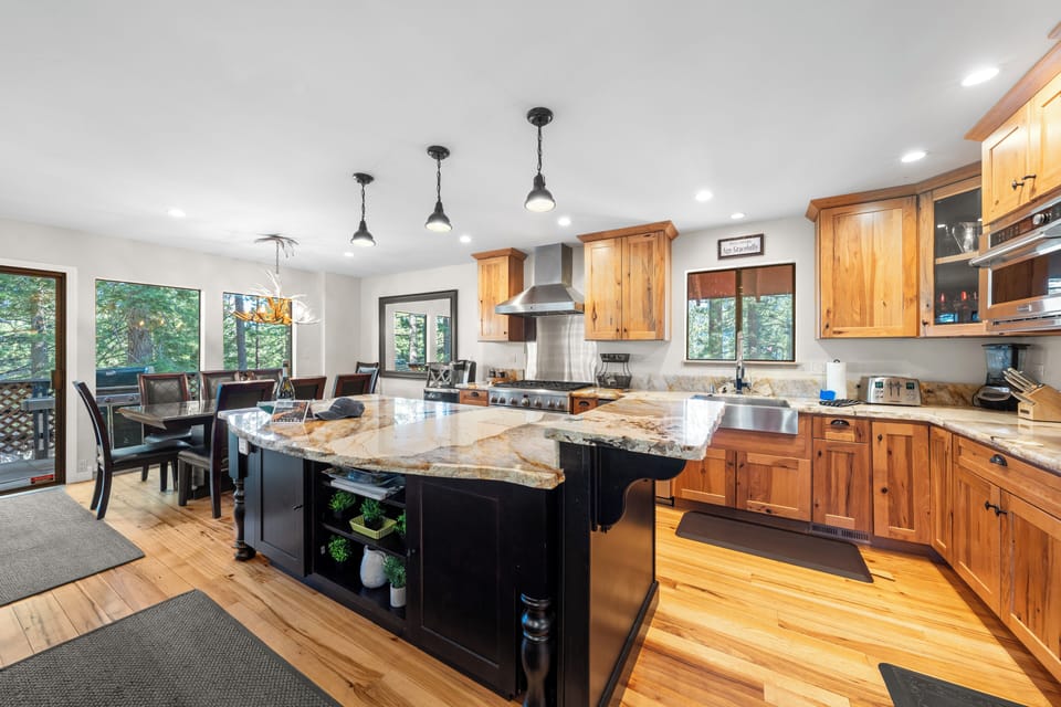 Spacious modern kitchen.