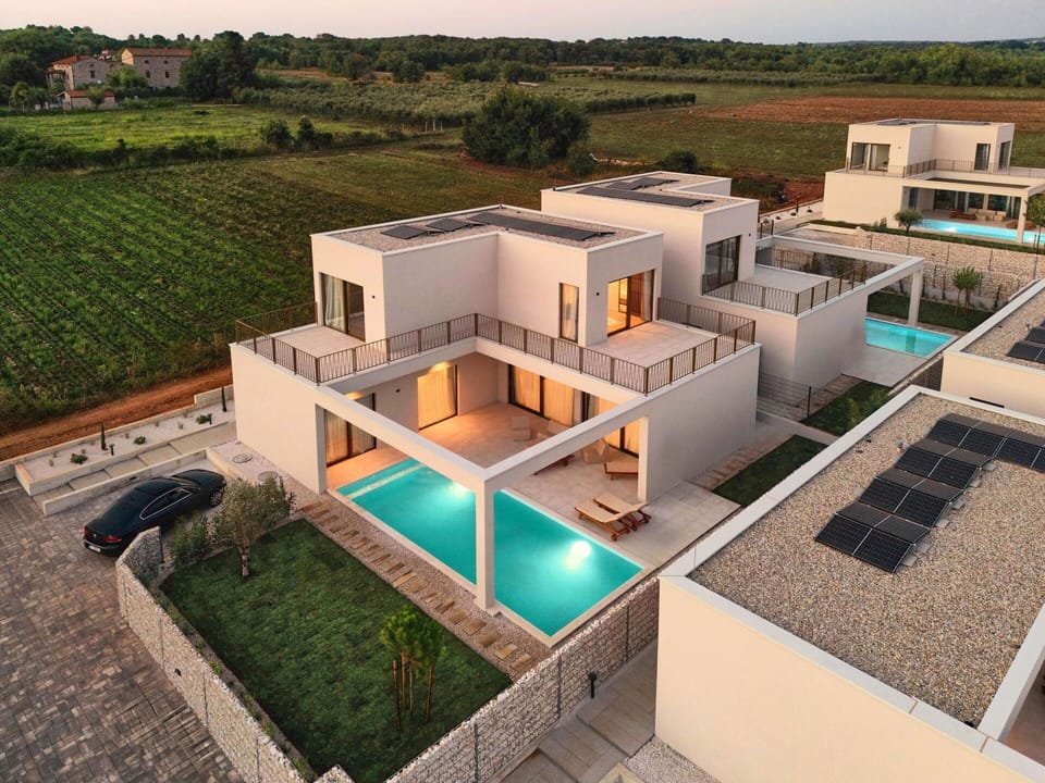 Swimming Pool, Resort, Composite Material, Estate, Eco Hotel, Villa, Courtyard, Hacienda, Design, Mansion
