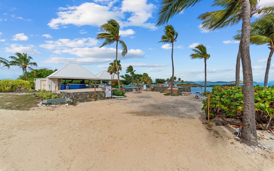Endless ocean views and warm island breezes