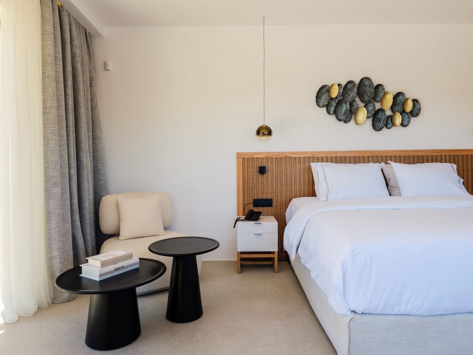 Signature Suite, Patio, Lake View | In-room safe, desk, blackout drapes, soundproofing