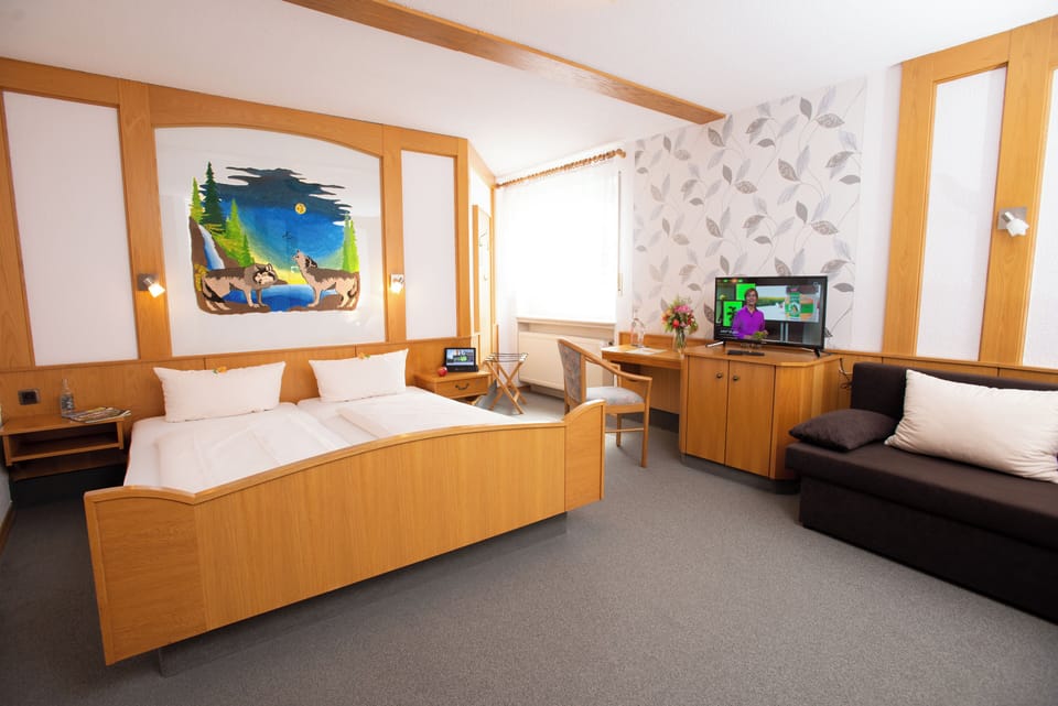 Superior Double Room, Balcony | Blackout drapes, iron/ironing board, free WiFi