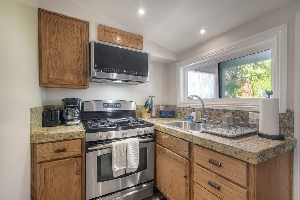 Gas range, drip coffee, and toaster