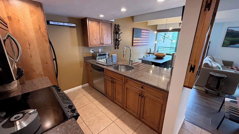 Kitchen fFom the Entryway