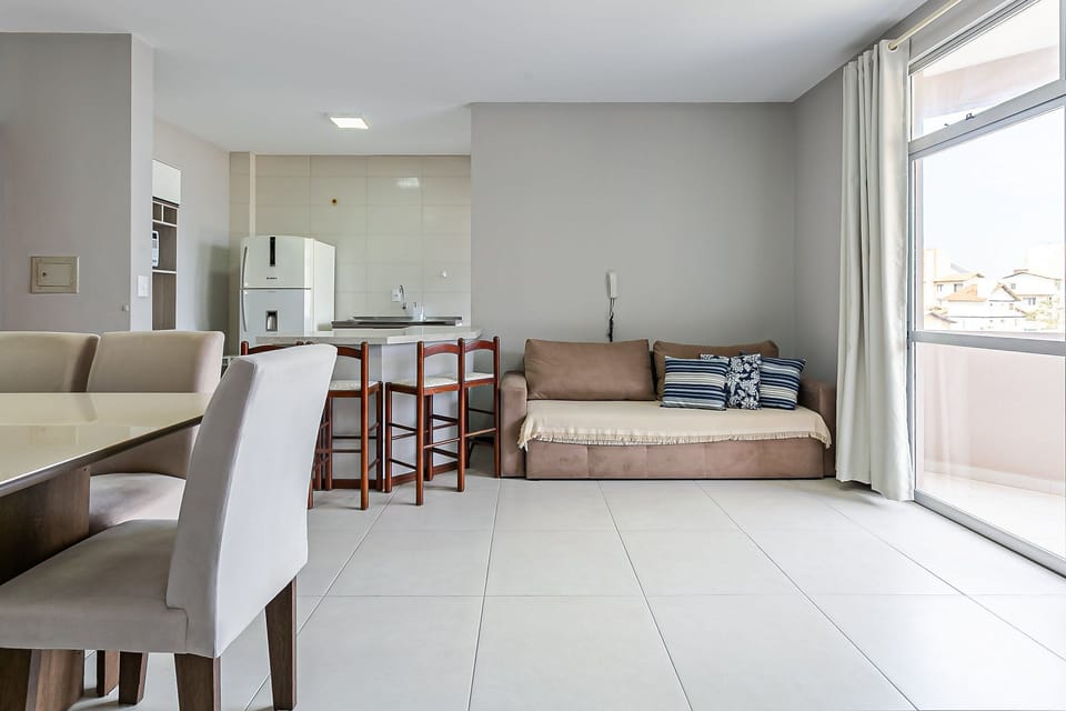 Apartment | Living area | TV
