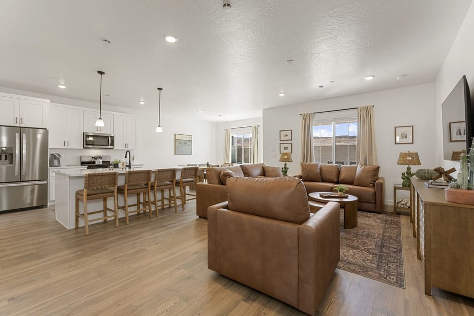 Townhome, 4 Bedrooms | Living area | Smart TV