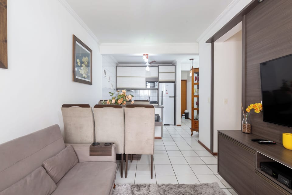 Basic Apartment | Living room | TV
