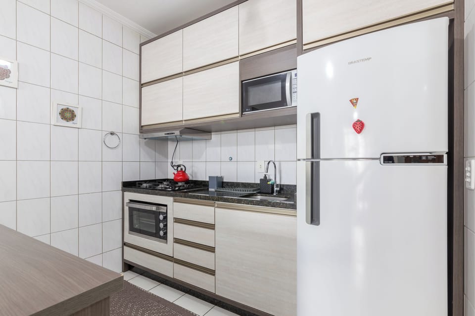 Basic Apartment | Private kitchen | Cookware/dishes/utensils