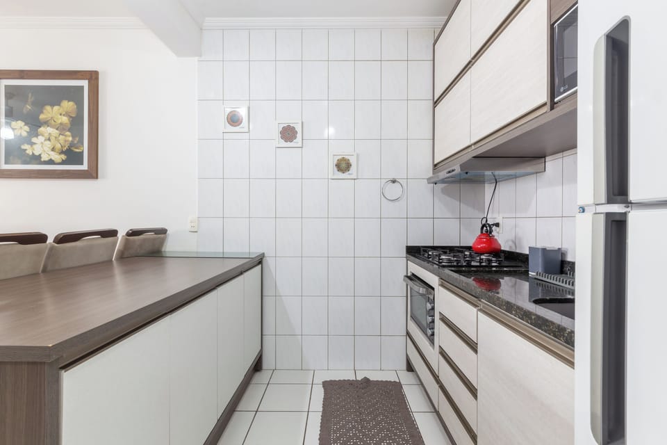Basic Apartment | Private kitchen | Cookware/dishes/utensils